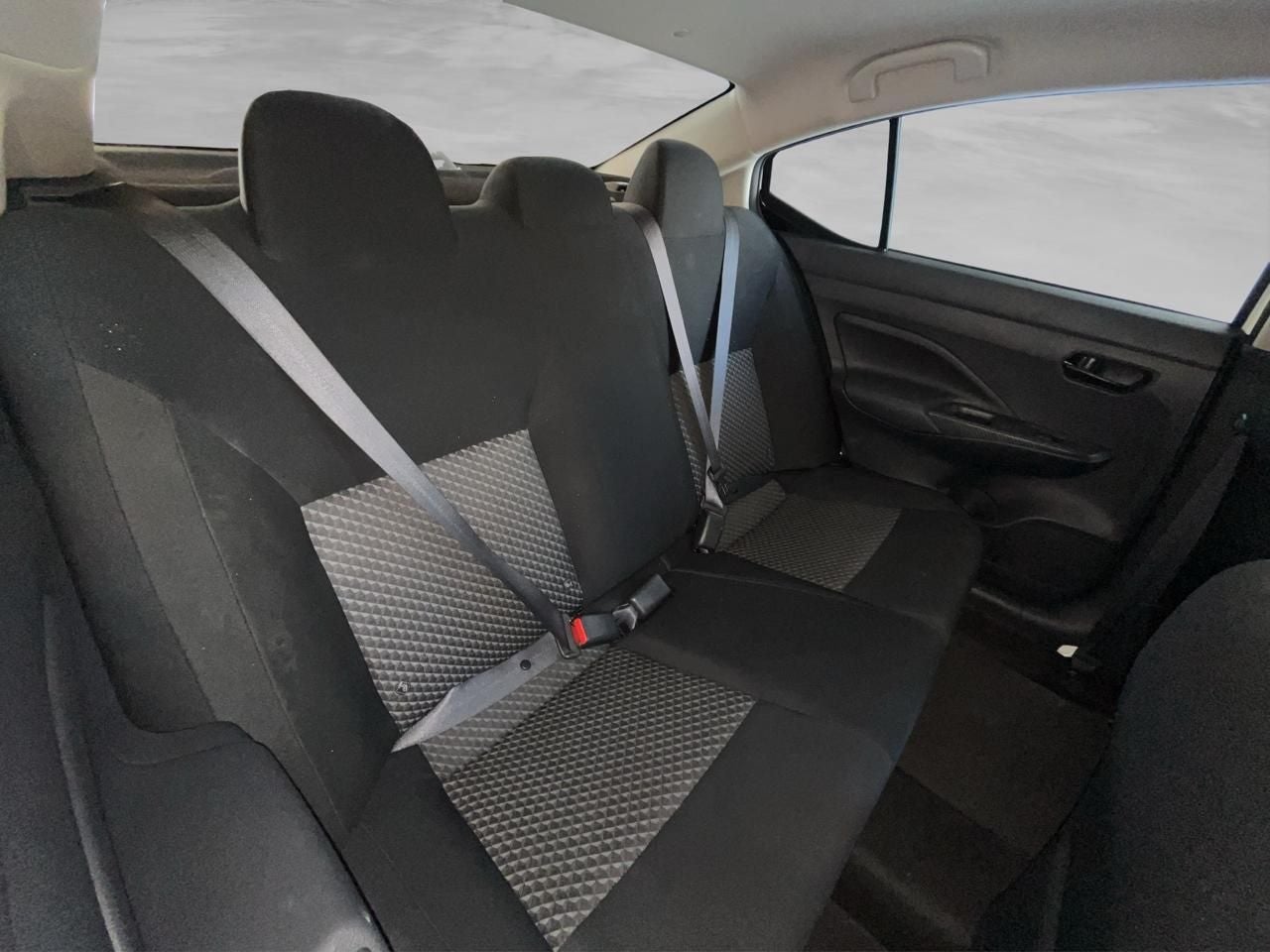 2024 Nissan VERSA 4P SENSE L41.6 AUT