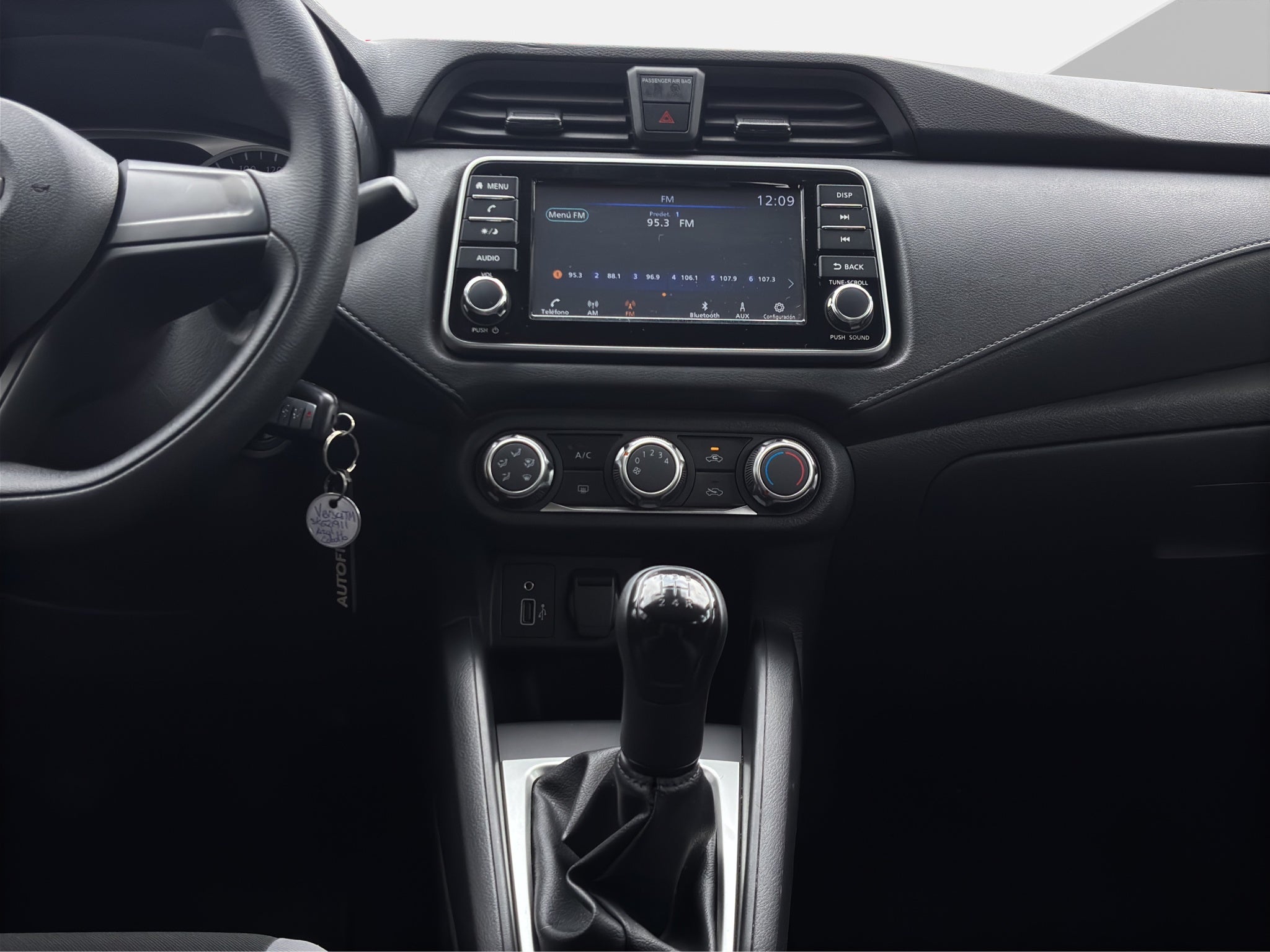 2025 Nissan VERSA 4P SENSE L41.6 MAN