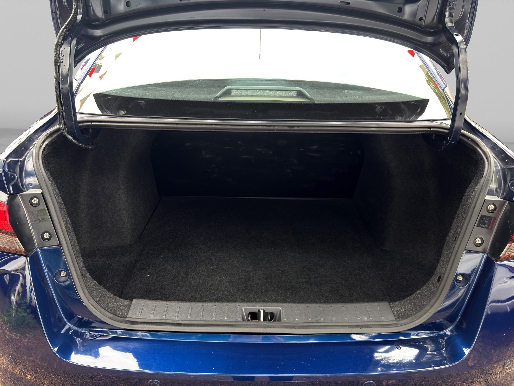 2025 Nissan VERSA 4P SENSE L41.6 MAN