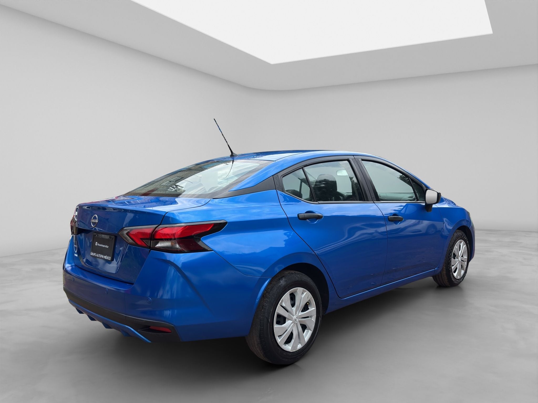 2023 Nissan VERSA 4P SENSE L41.6 MAN