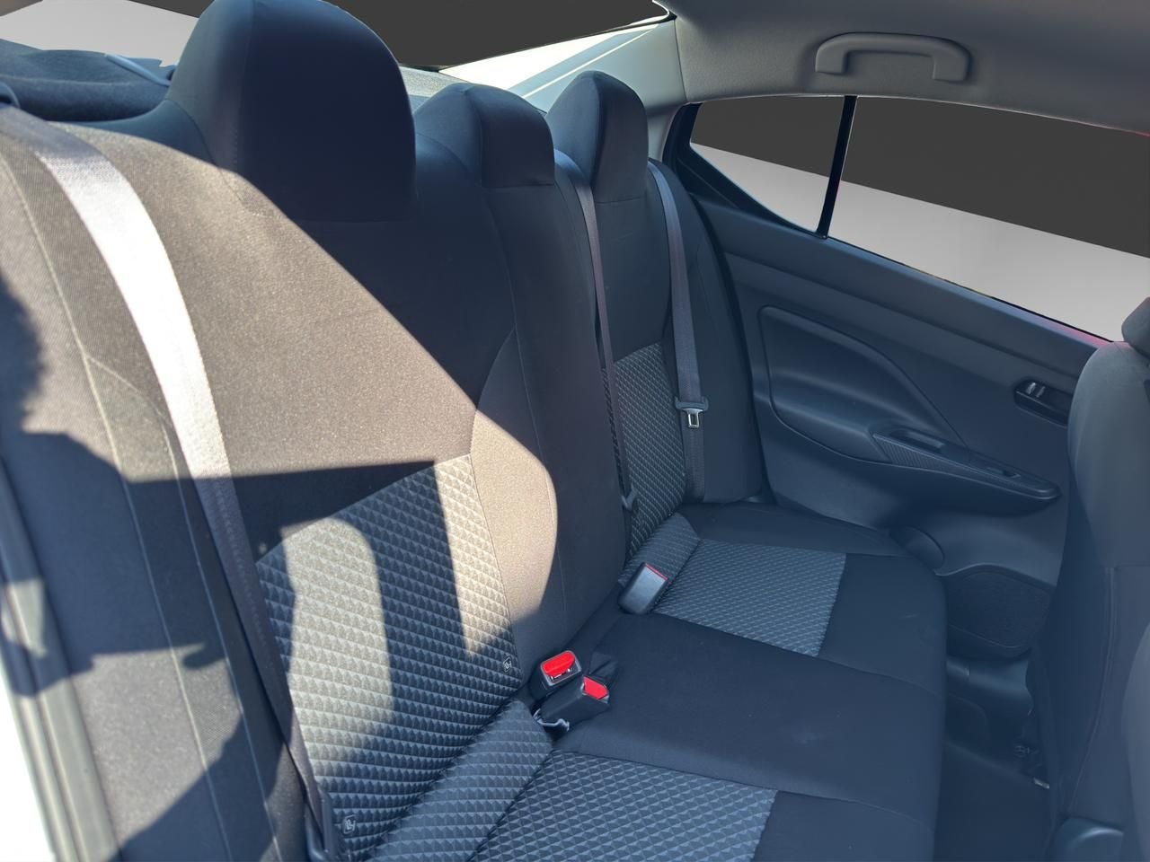 2024 Nissan VERSA 4P SENSE L41.6 AUT