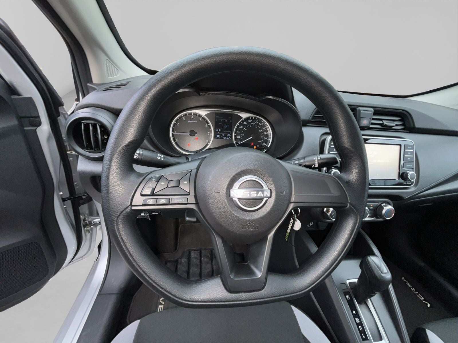 2025 Nissan VERSA 4P SENSE L41.6 AUT
