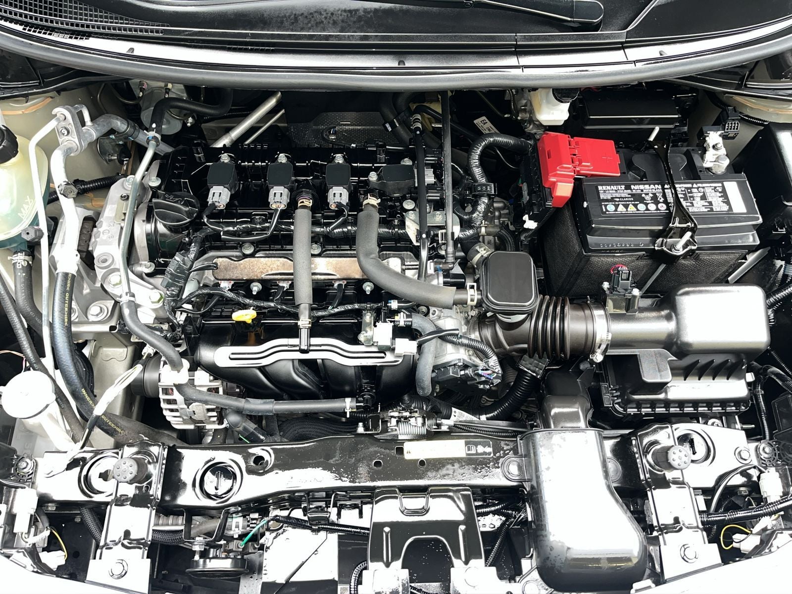 2025 Nissan VERSA 4P SENSE L41.6 AUT