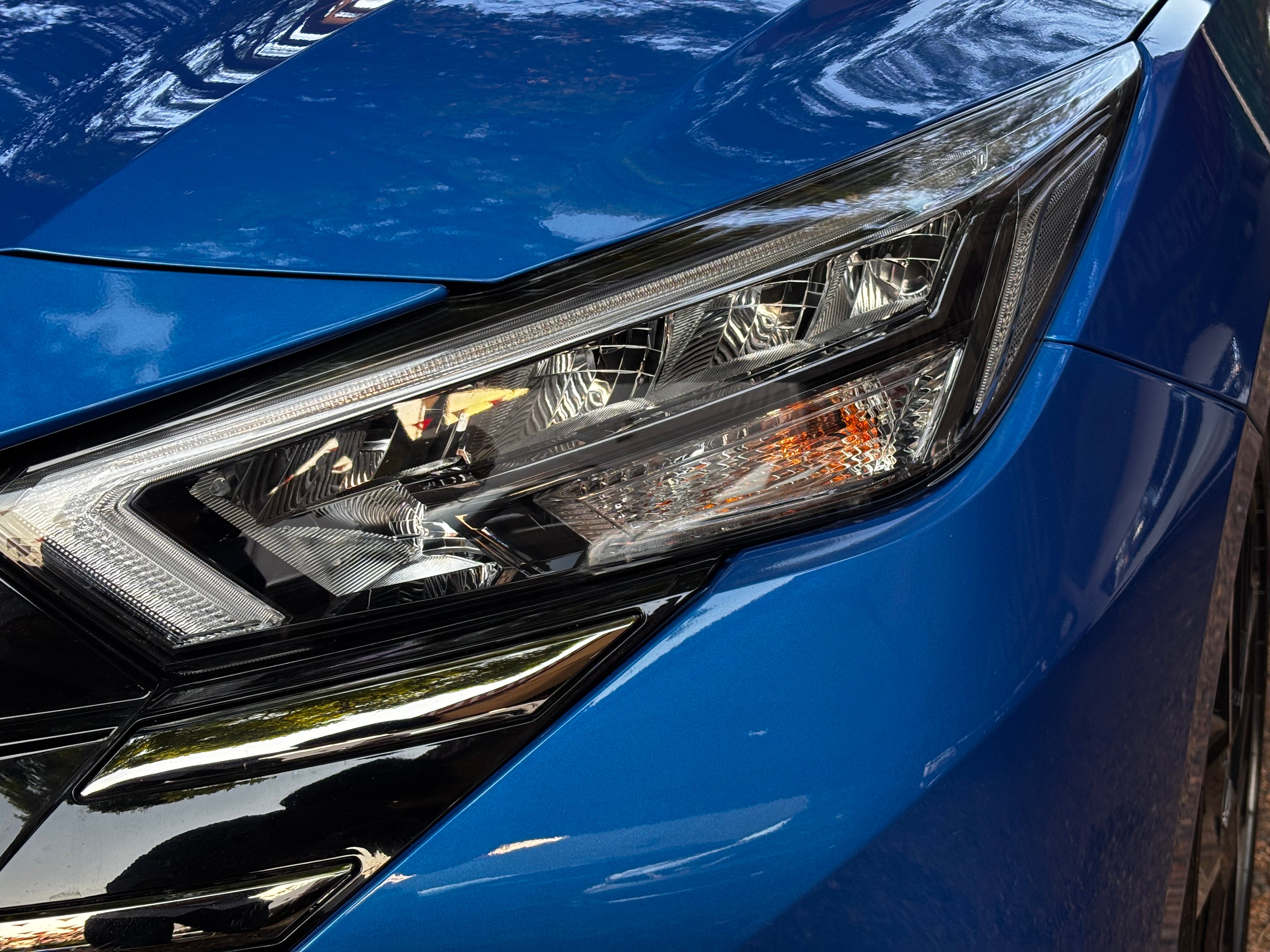 2025 Nissan VERSA 4P SR L41.6 AUT