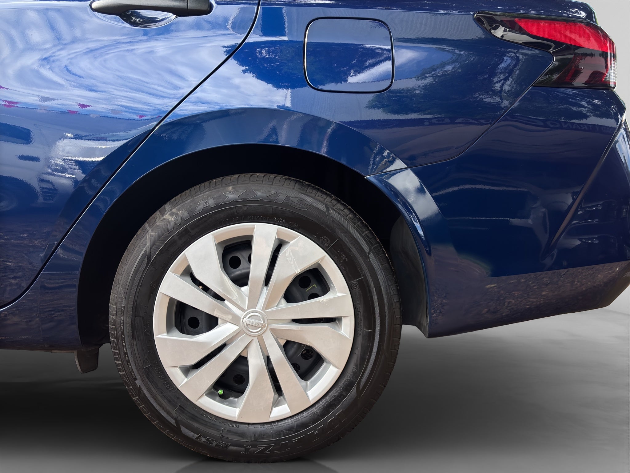 2025 Nissan VERSA 4P SENSE L41.6 MAN