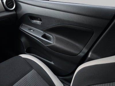 2022 Nissan VERSA 4 PTS ADVANCE TA AAC VE F NIEBLA RA-16