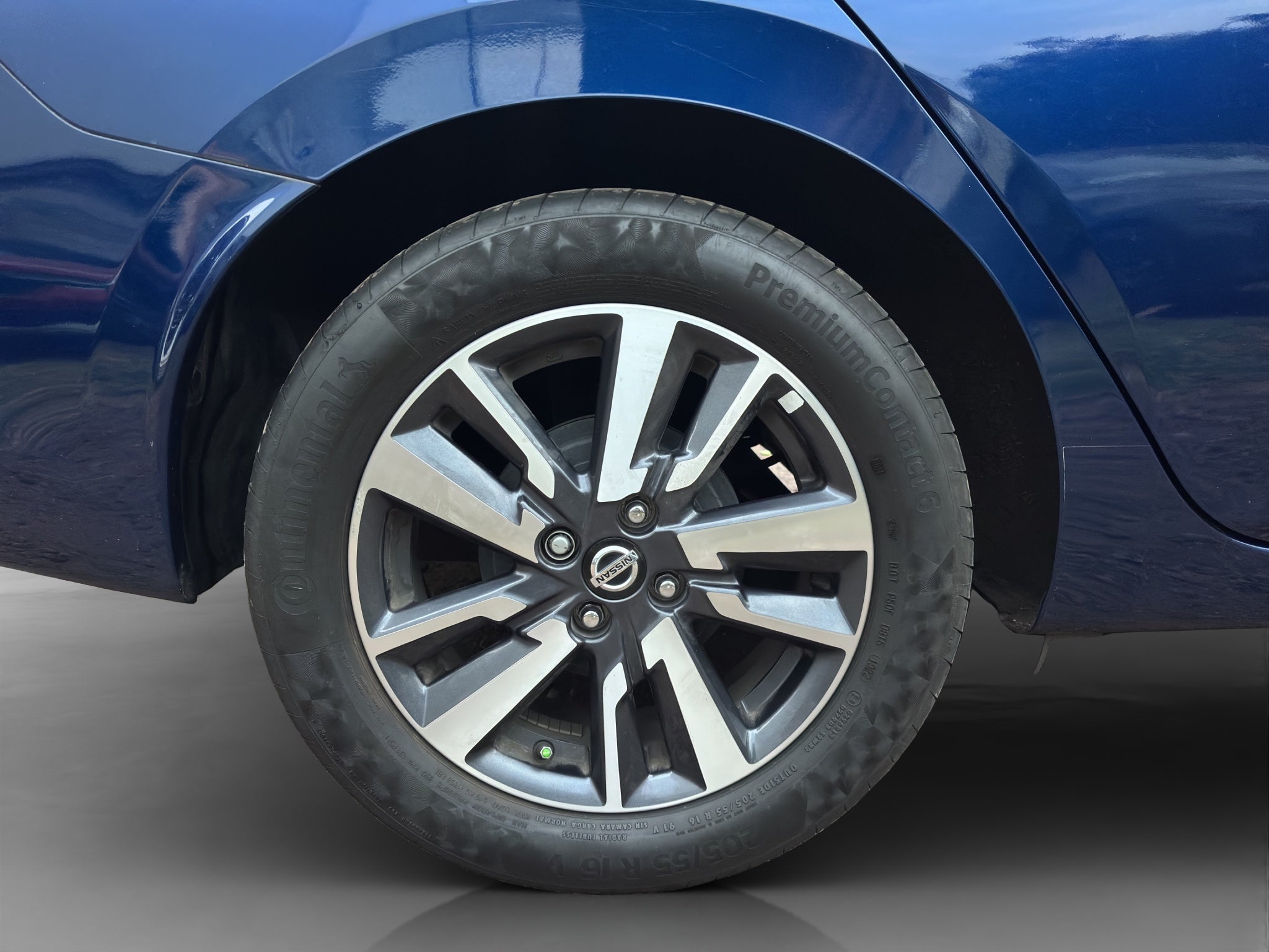 2022 Nissan VERSA 4 PTS ADVANCE TA AAC VE F NIEBLA RA-16