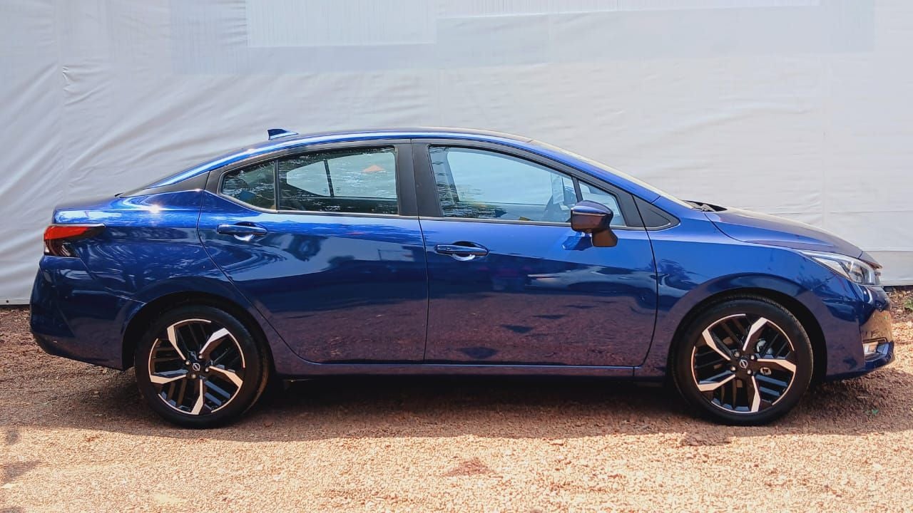 2023 Nissan VERSA 4P EXCLUSIVE L41.6 AUT