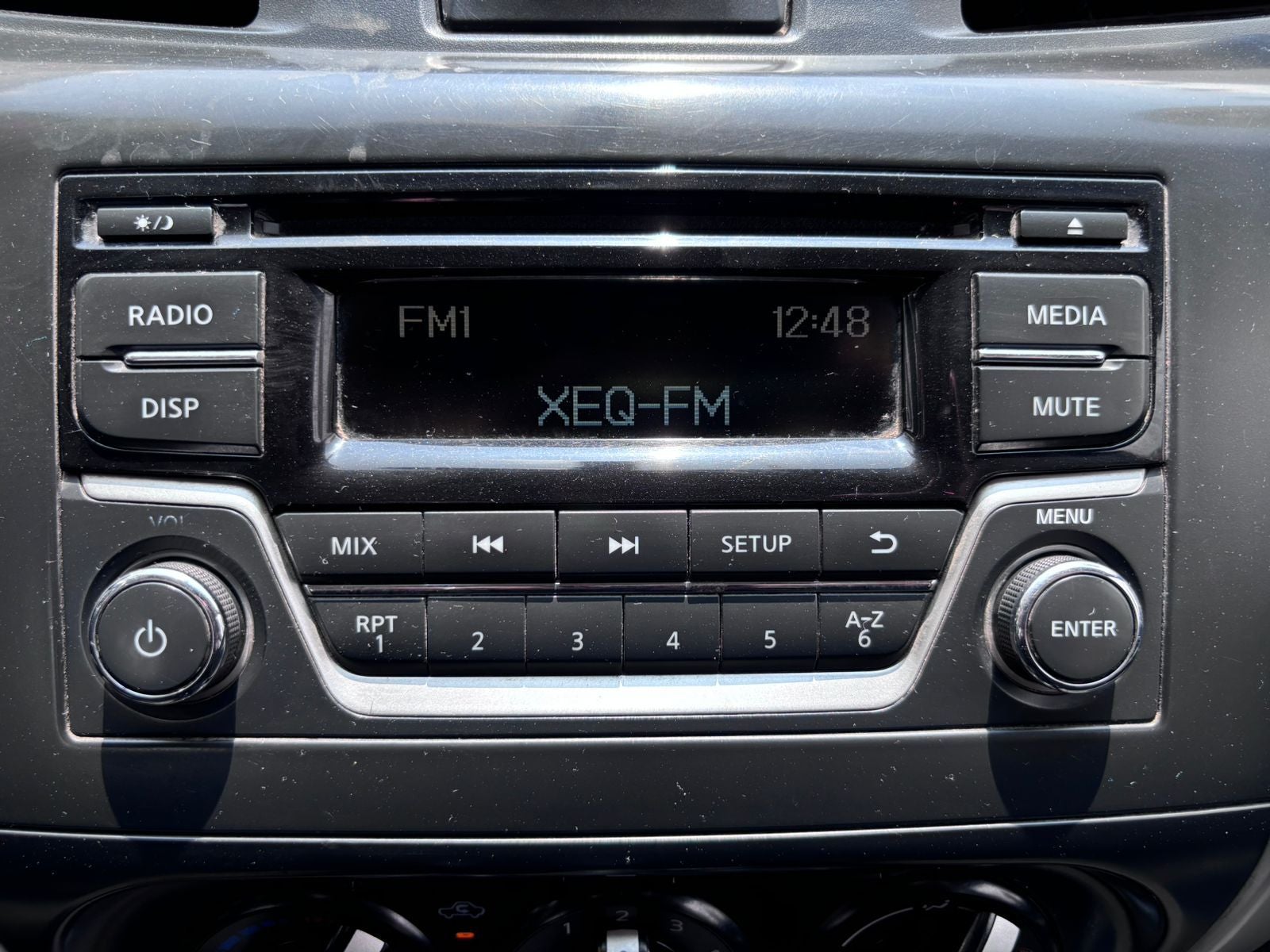 2020 Nissan NP300 FRONTIER 4 PTS DOBLE CABINA 25 TD TM6 F HALOGENO R-16 4X4