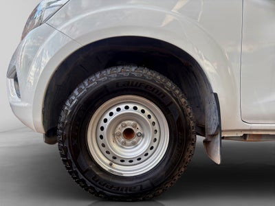 2020 Nissan NP300 FRONTIER 4 PTS XE L4 25L TM6 AAC VE R-16