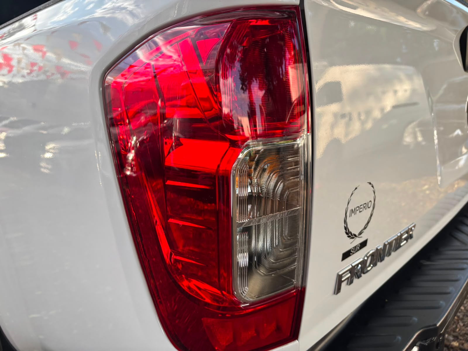 2020 Nissan NP300 FRONTIER 4 PTS XE L4 25L TM6 AAC VE R-16