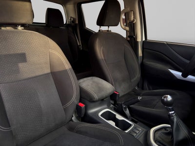 2020 Nissan NP300 FRONTIER 4 PTS XE L4 25L TM6 AAC VE R-16