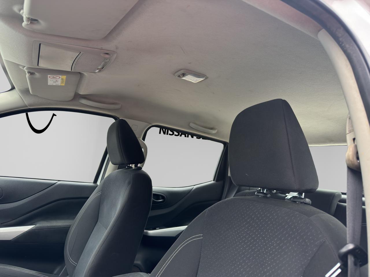 2020 Nissan NP300 4 PTS PICK-UP DOBLE CABINA SE TM6 AAC VE