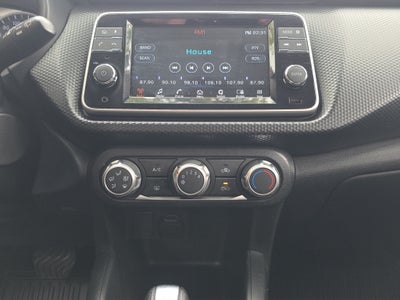 2023 Nissan KICKS 5 PTS ADVANCE 16L TA AAC VE RA-16