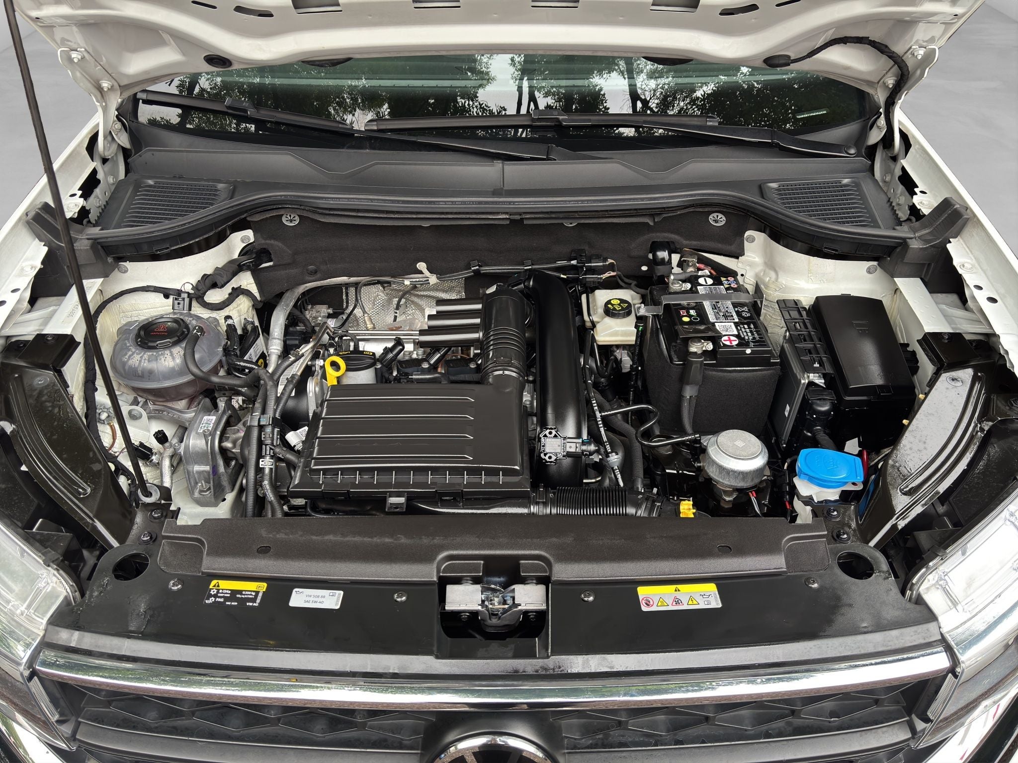 2023 Volkswagen TAOS 5 PTS COMFORTLINE 14L TA PIEL F LED RA-18