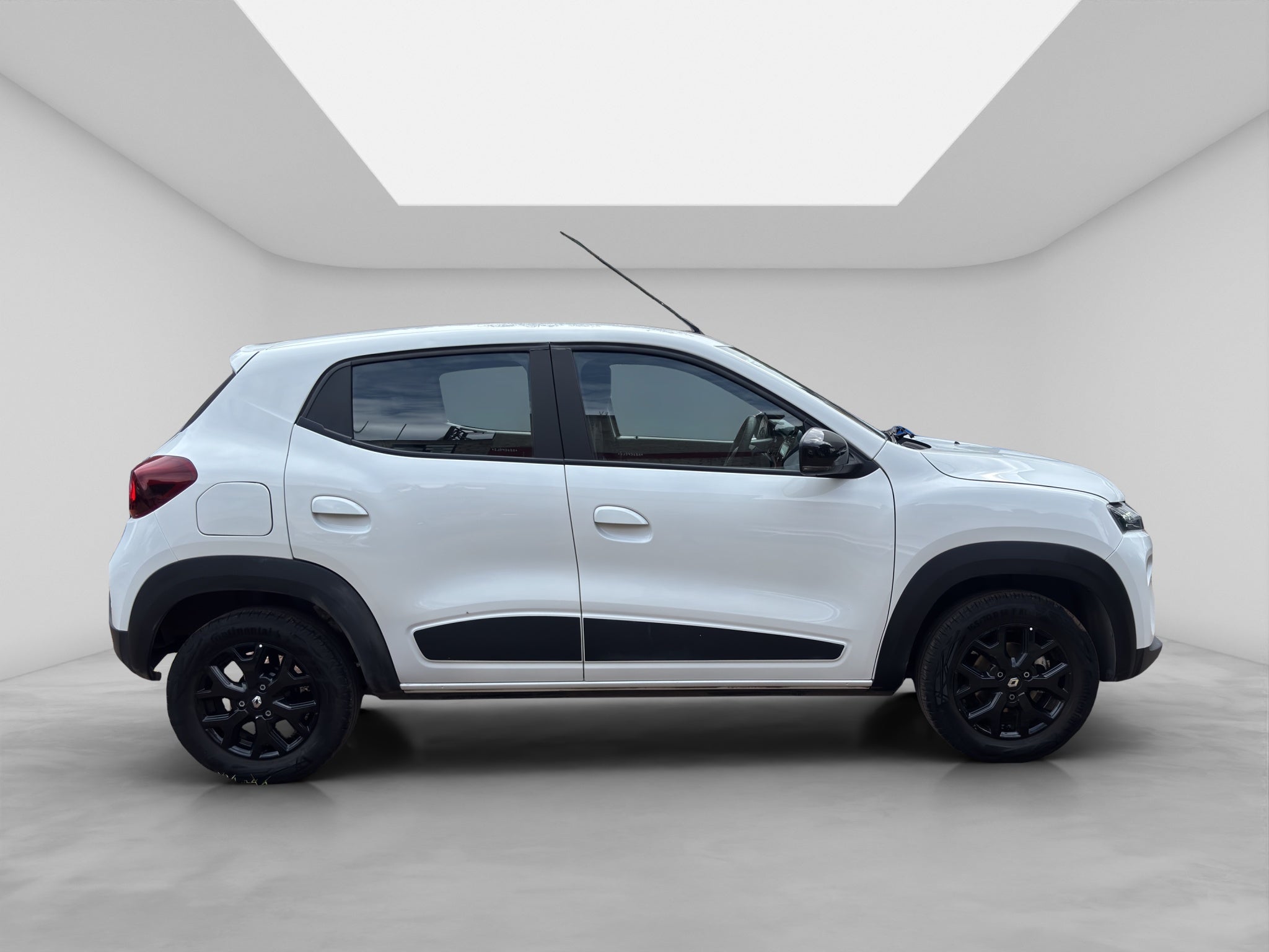 2025 RENAULT KWID 5P ICONIC L31.0 MAN