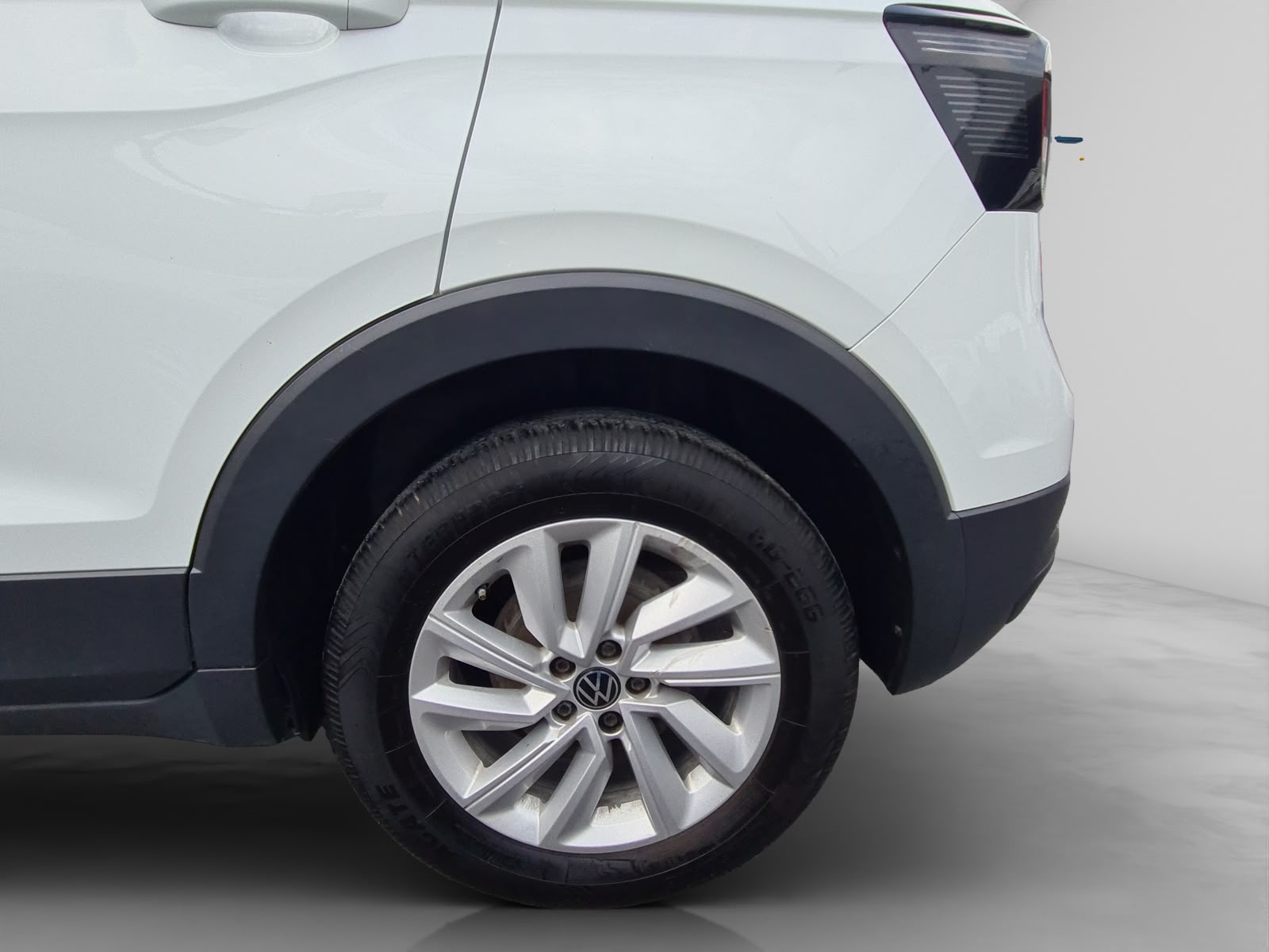 2023 Volkswagen T-CROSS 5P TRENDLINE L31.0T AUT
