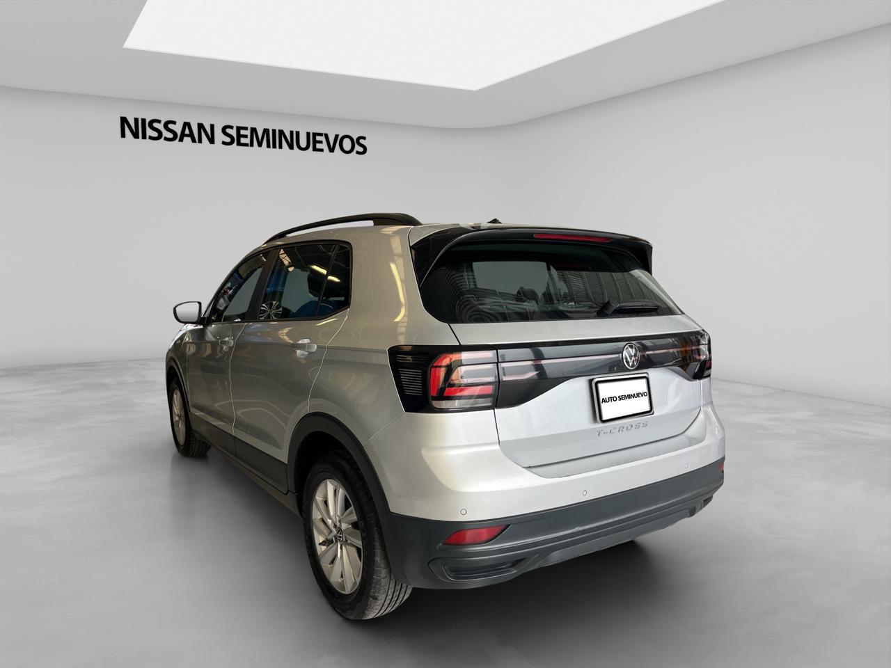2023 Volkswagen T-CROSS 5P TRENDLINE L31.0T AUT