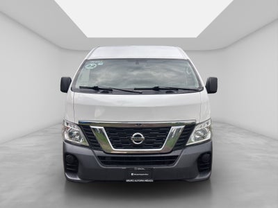 2022 Nissan URVAN 4 PTS AMPLIA TM5 AAC DESEM TRAS 15 PAS