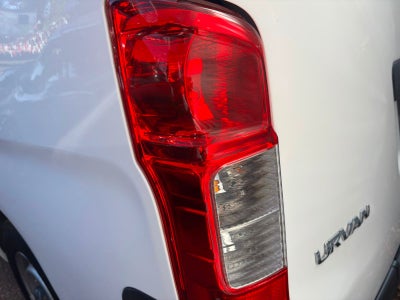 2023 Nissan URVAN 4 PTS AMPLIA TM5 AAC