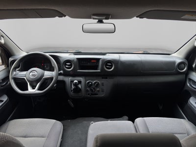 2023 Nissan URVAN 4 PTS AMPLIA TM5 AAC