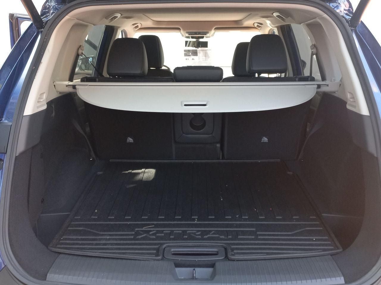 2023 Nissan X-TRAIL PLATINUM 2 FILAS