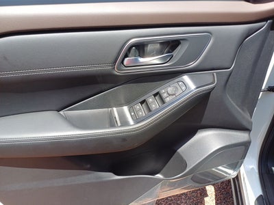 2024 Nissan X-TRAIL 5P PLATINUM E.POWER HEV L31.5 AUT