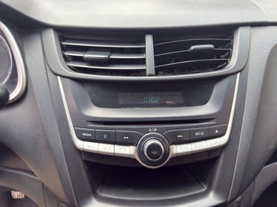 2020 Chevrolet AVEO 4 PTS LS TA AAC R-14