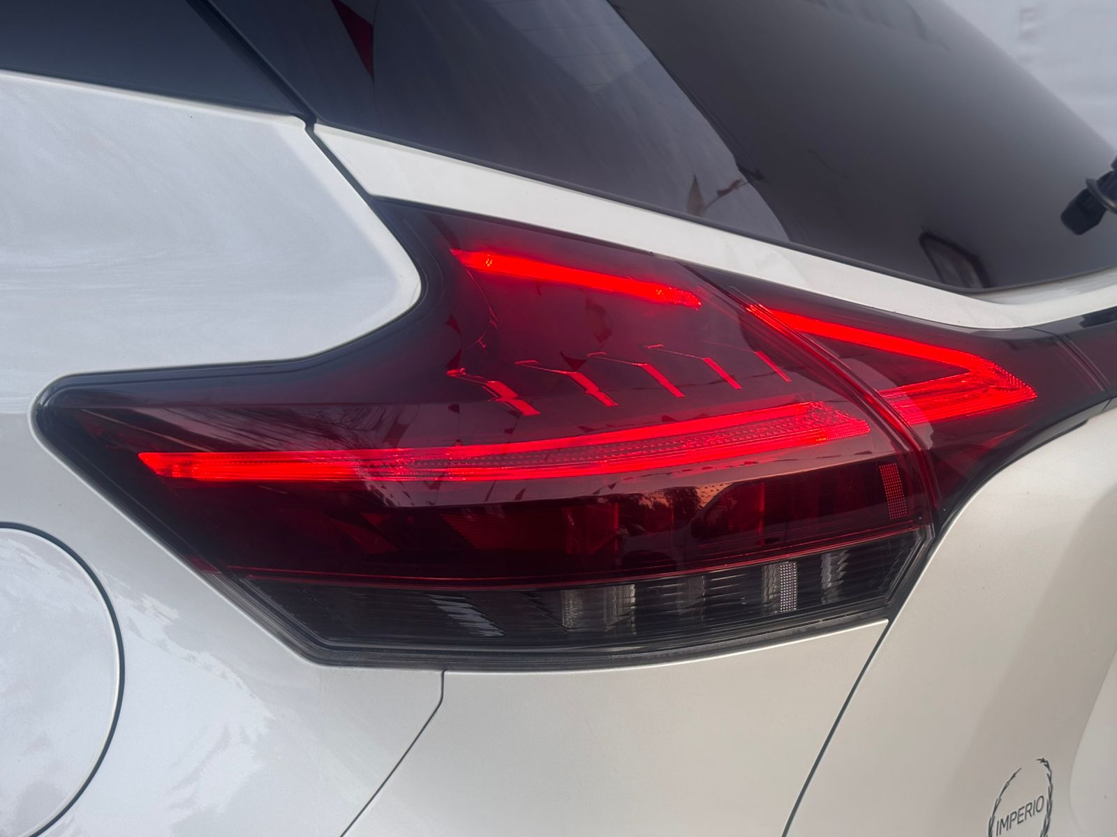 2023 Nissan KICKS 5 PTS E-POWER PLATINUM ELECTA PIEL ADAS RA-17