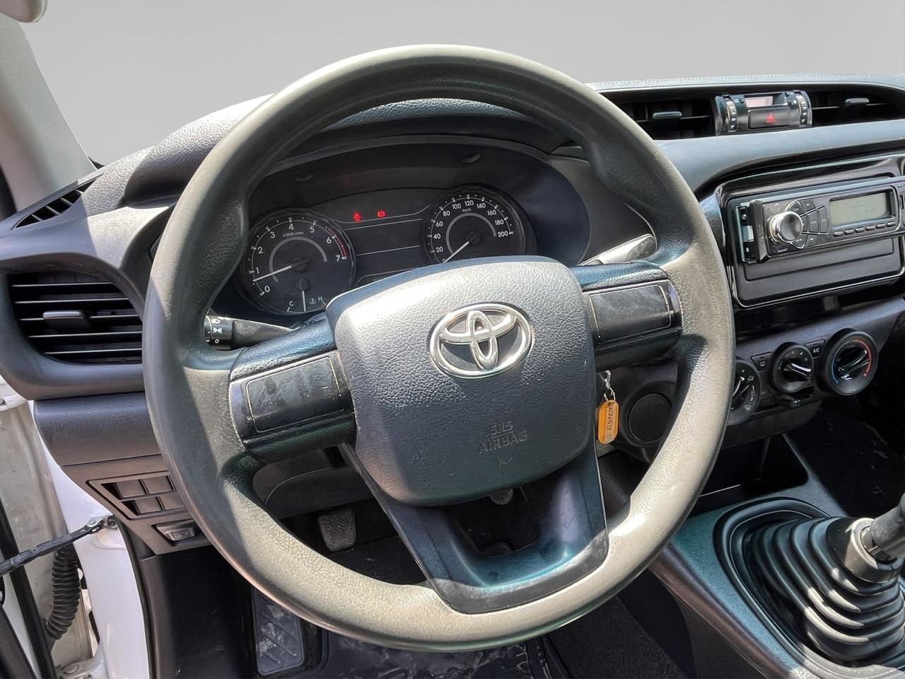 2019 Toyota HILUX 4 PTS DOBLE CAB BASE TM5 AAC VE DEL