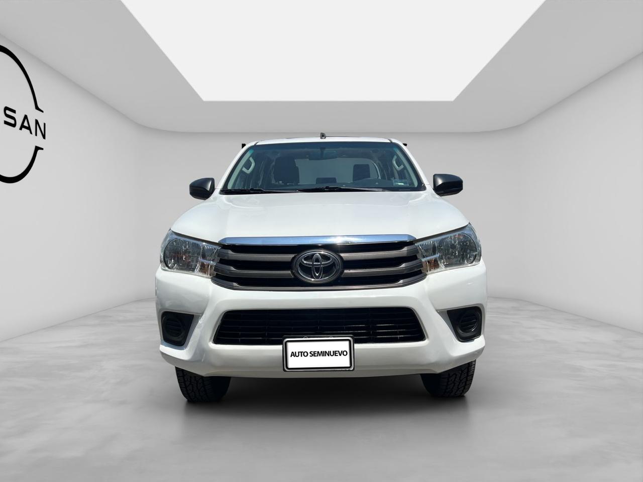 2019 Toyota HILUX 4 PTS DOBLE CAB BASE TM5 AAC VE DEL