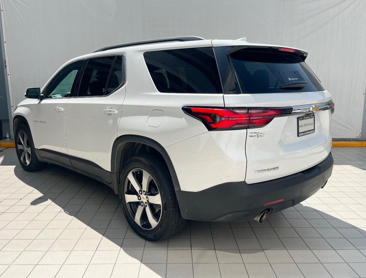 2023 Chevrolet TRAVERSE B 5 PTS LT TA 7 Y 8 PAS AAC AUT PIEL QC XENON RA-20