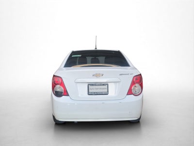 2016 Chevrolet SONIC 5 PTS HB RS 14T TM6 AAC PIEL VE F NIEBLA RA-17