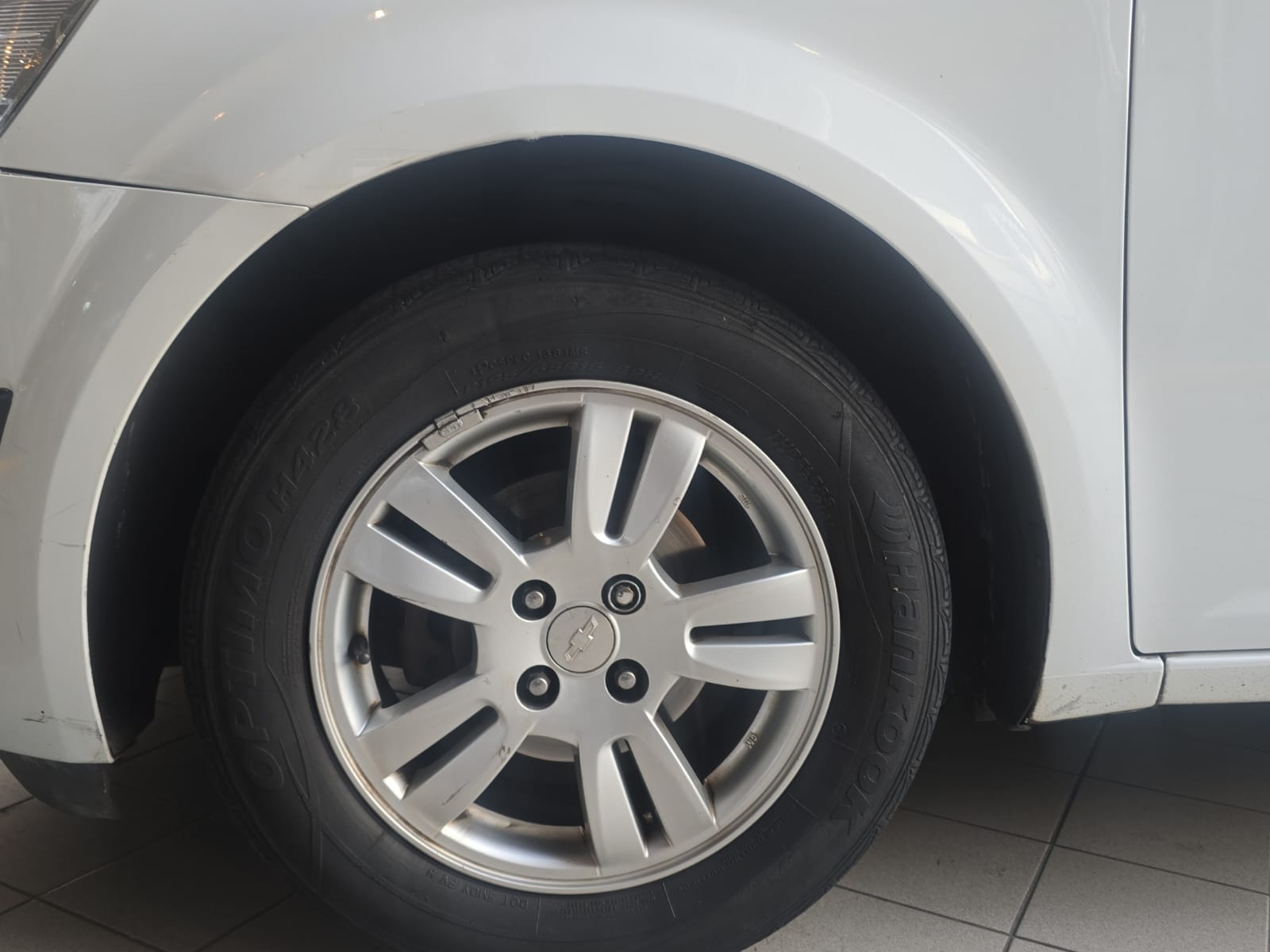 2016 Chevrolet SONIC 5 PTS HB RS 14T TM6 AAC PIEL VE F NIEBLA RA-17