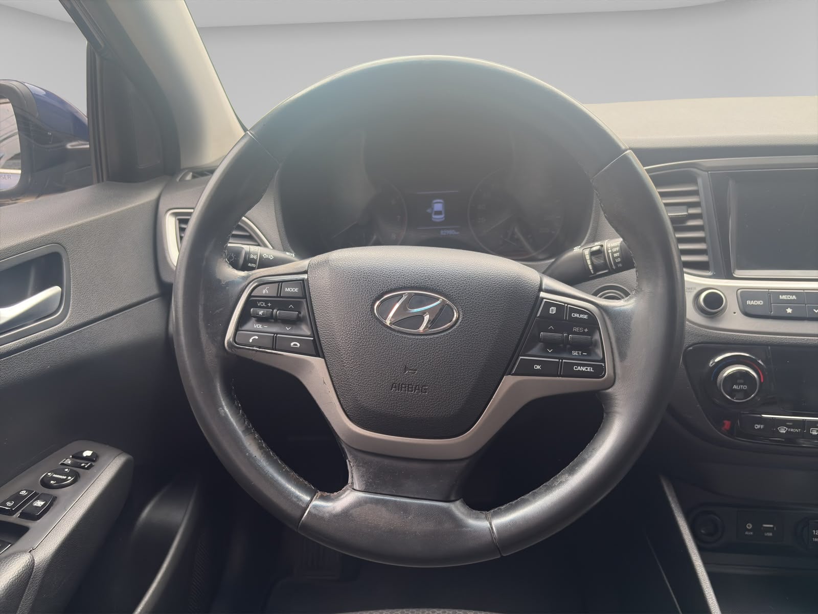 2018 Hyundai ACCENT 4 PTS GLS 16L TA AAC AUT VE PIEL RA-17