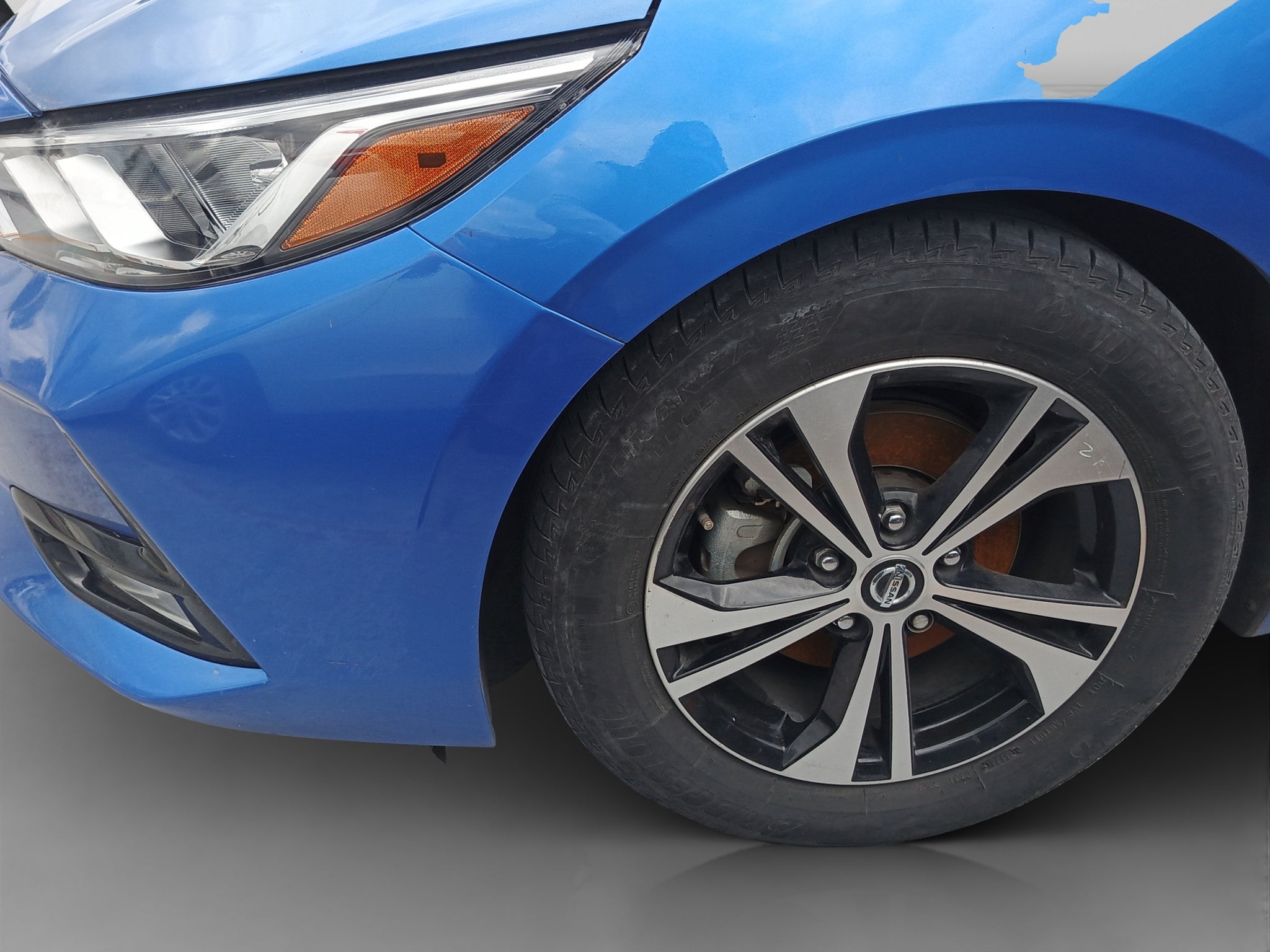 2023 Nissan SENTRA 4 PTS ADVANCE TA AAC F NIEBLA RA-16