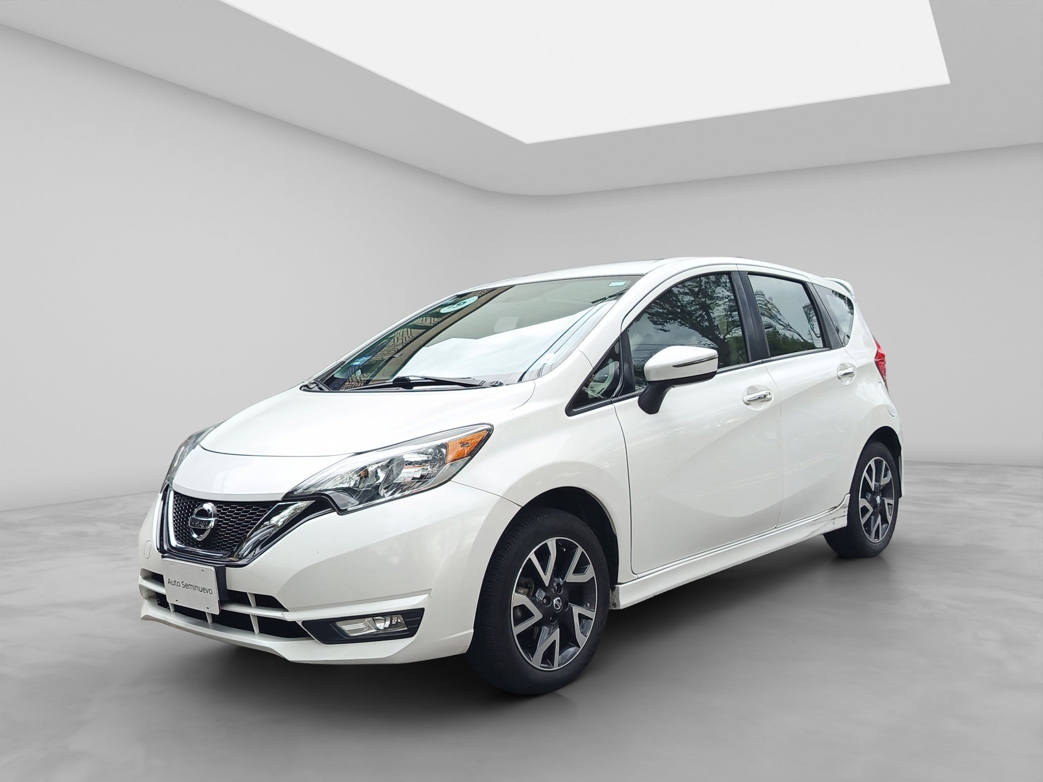 2019 Nissan NOTE 5 PTS SR CVT AAC F NIEBLA GPS FALDON RA-16
