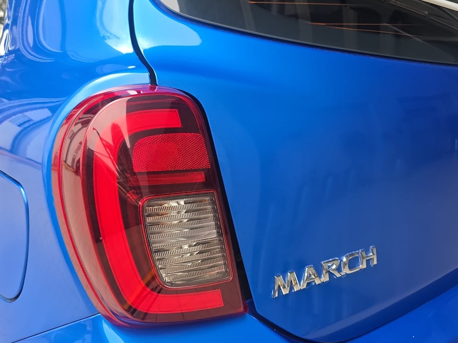 2022 Nissan MARCH 5 PTS HB ADVANCE TA AAC VE BA ABS RA-15