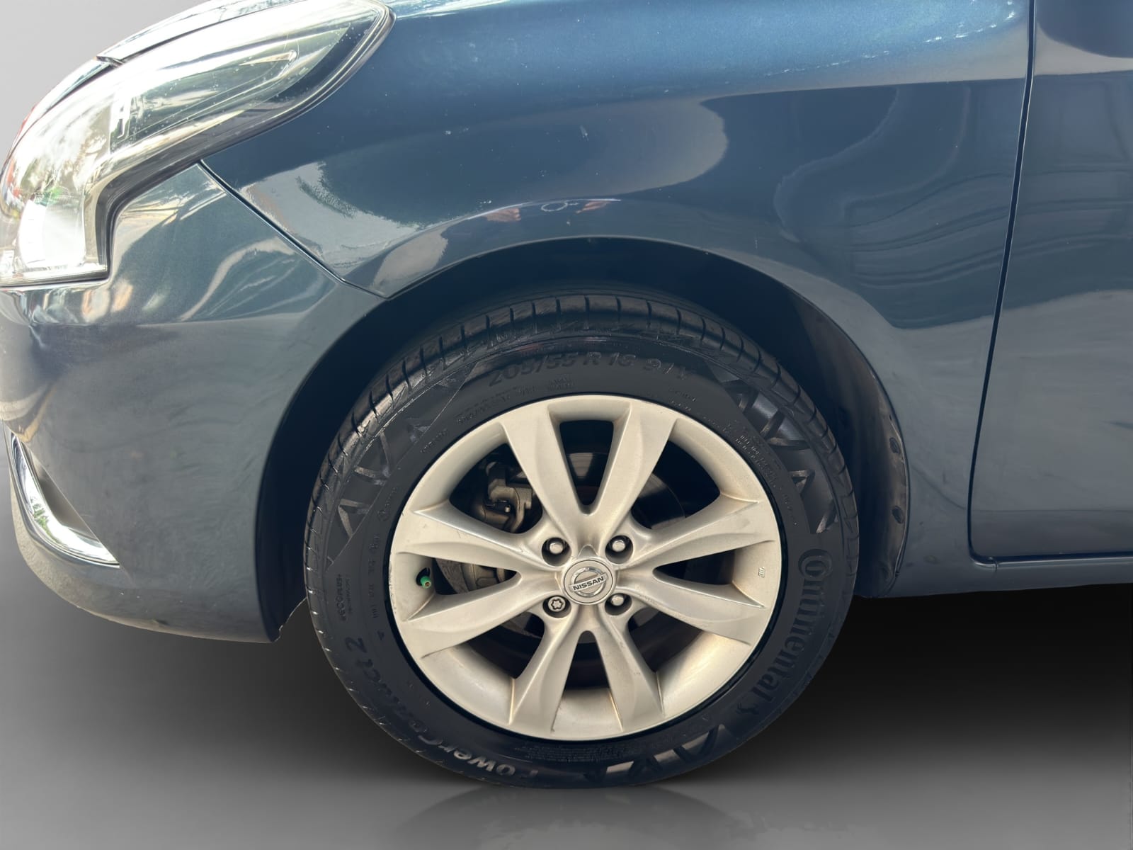 2017 Nissan VERSA 4 PTS ADVANCE TA AAC VE F NIEBLA RA-15