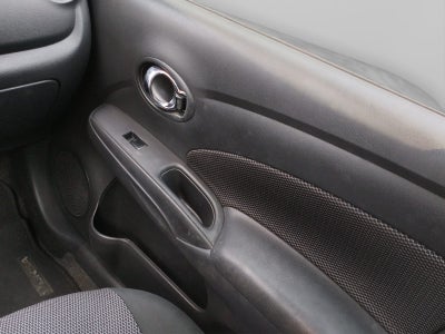 2017 Nissan VERSA 4 PTS ADVANCE TA AAC VE F NIEBLA RA-15