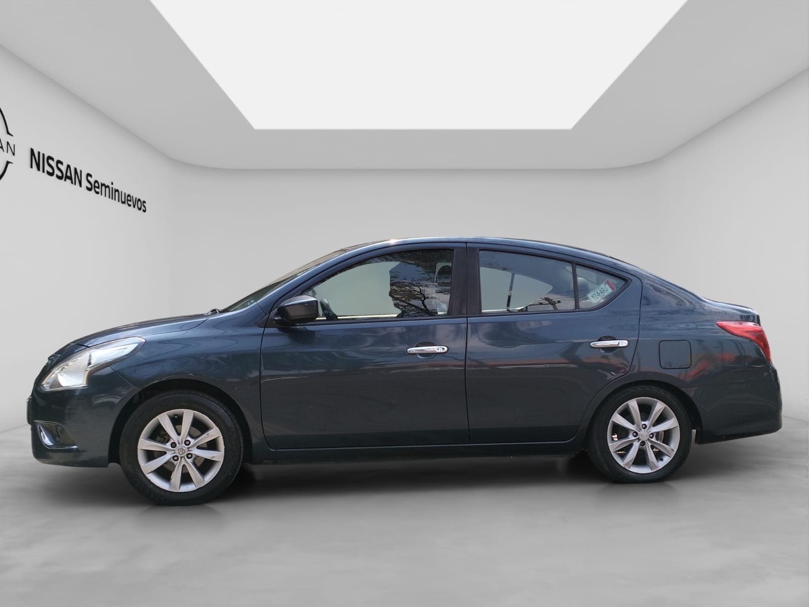 2017 Nissan VERSA 4 PTS ADVANCE TA AAC VE F NIEBLA RA-15
