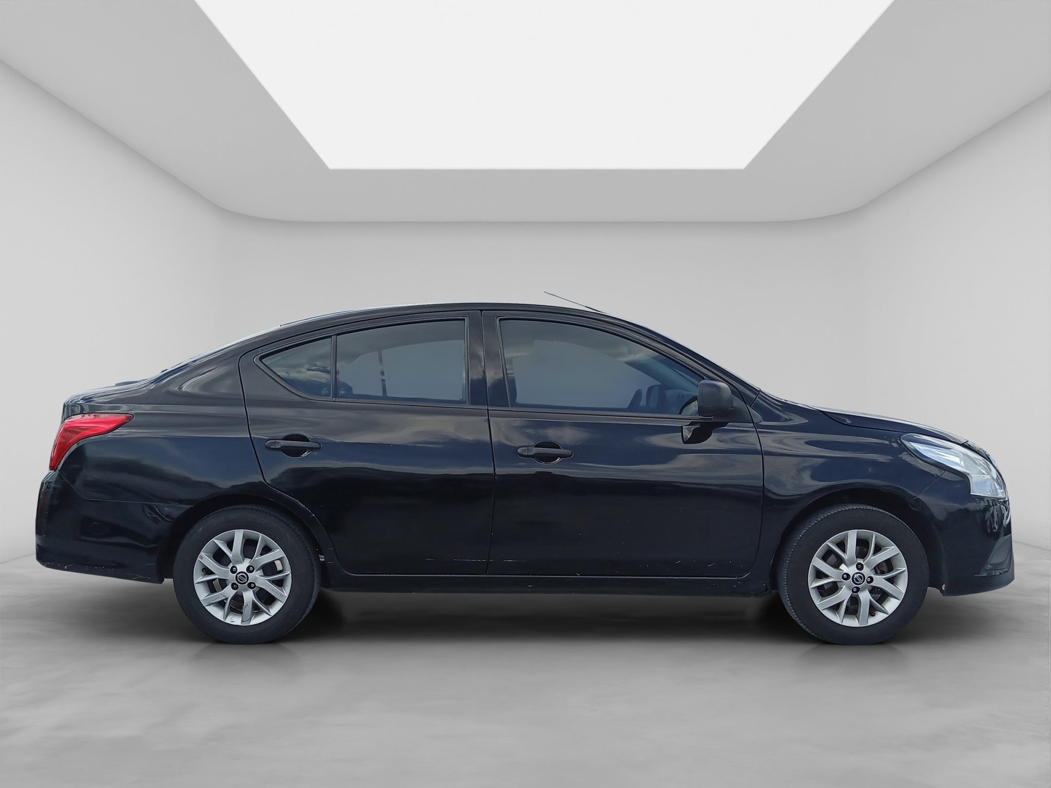 2022 Nissan V-DRIVE 4 PTS BASE TM5 AAC R-15