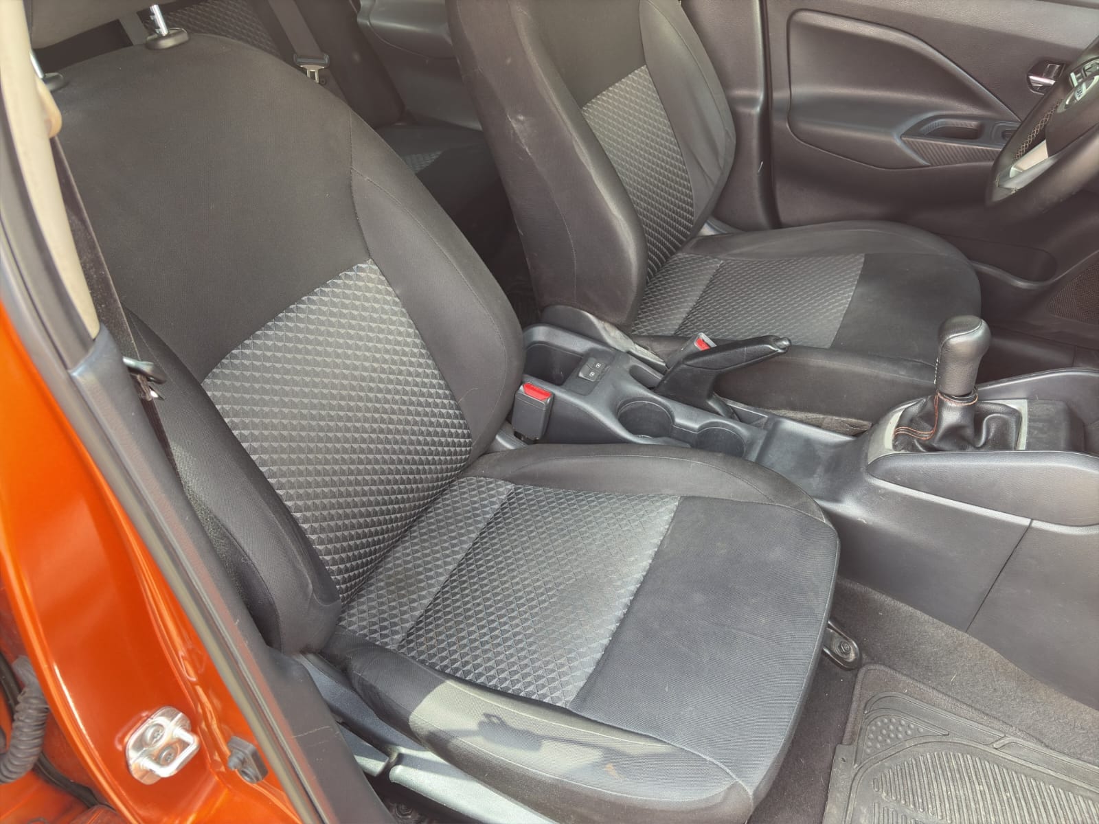 2021 Nissan VERSA 4 PTS SENSE TM5 AAC VE R-15