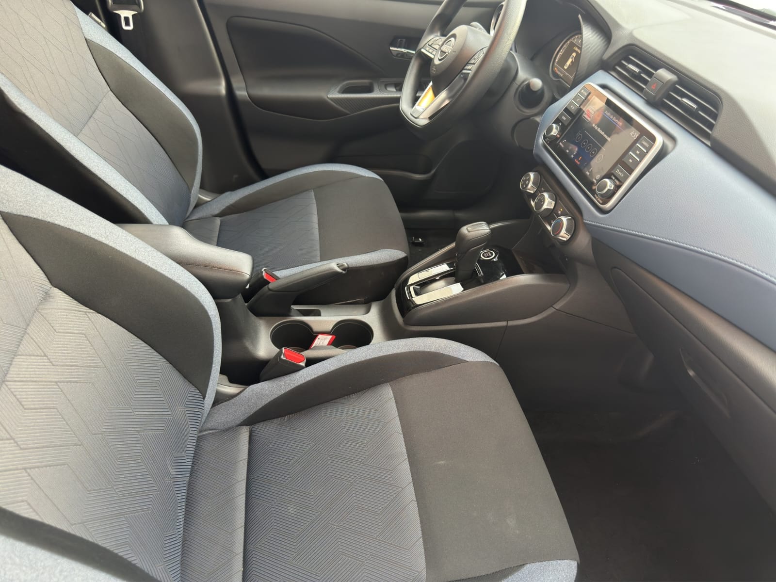 2024 Nissan VERSA 4P ADVANCE L41.6 AUT