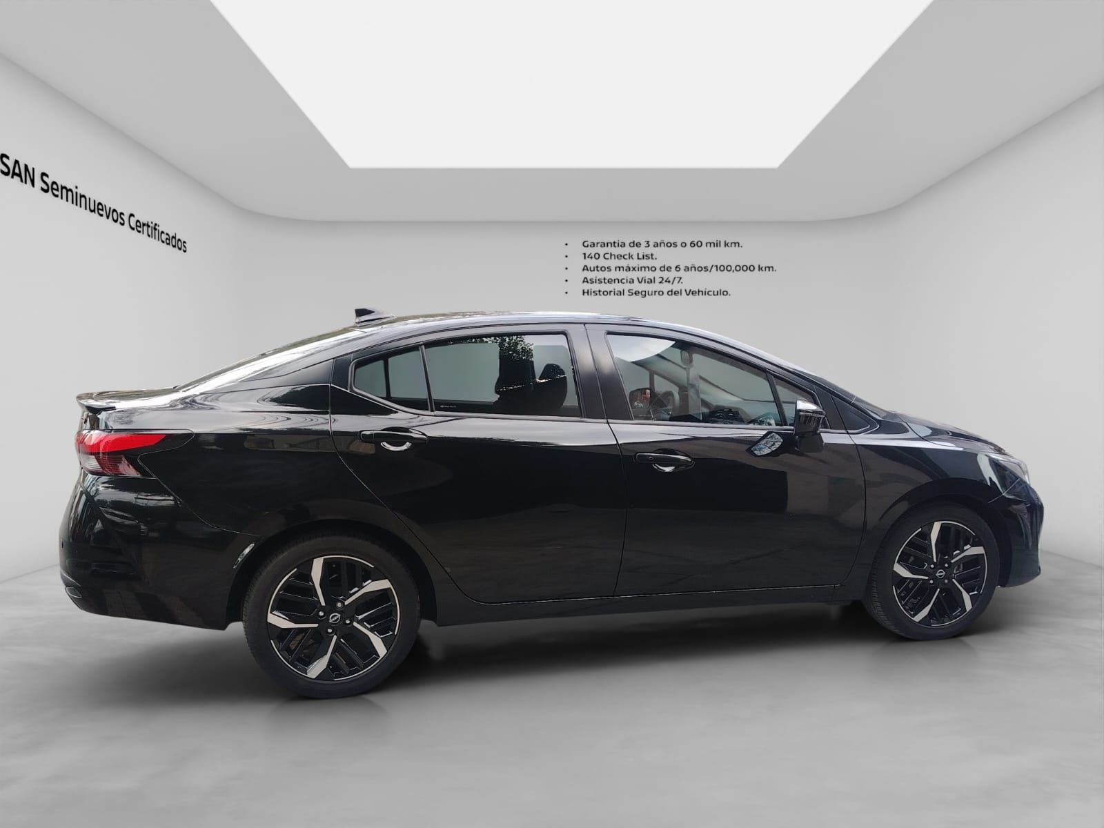 2024 Nissan VERSA 4P SR L41.6 AUT