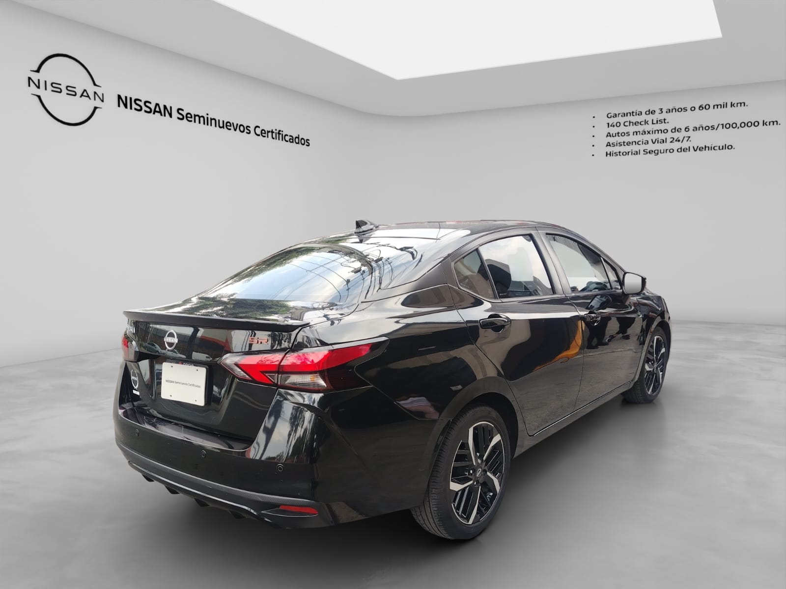 2024 Nissan VERSA 4P SR L41.6 AUT