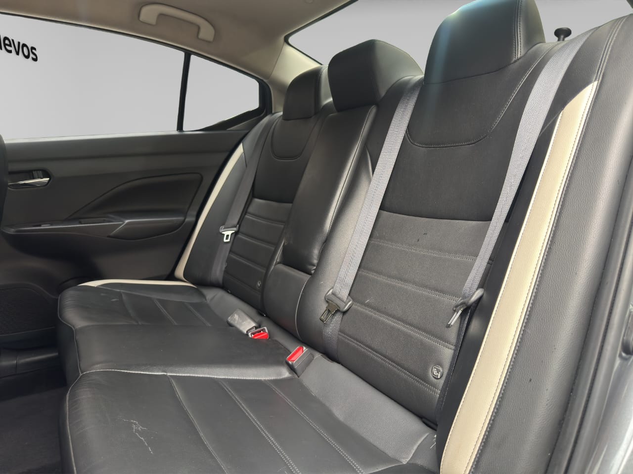 2022 Nissan VERSA 4 PTS ADVANCE TA AAC VE F NIEBLA RA-16