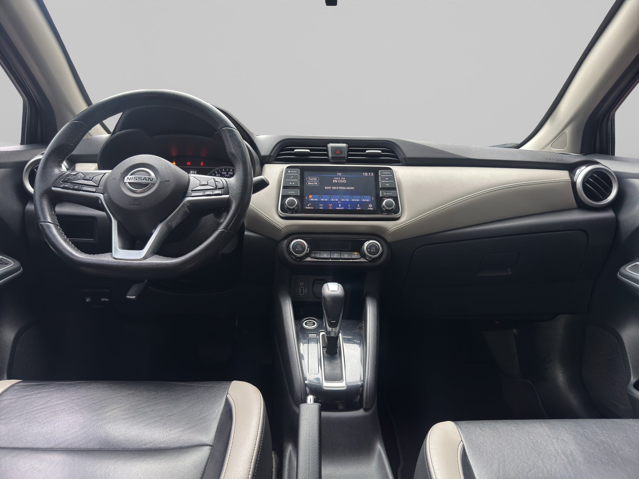 2022 Nissan VERSA 4 PTS ADVANCE TA AAC VE F NIEBLA RA-16