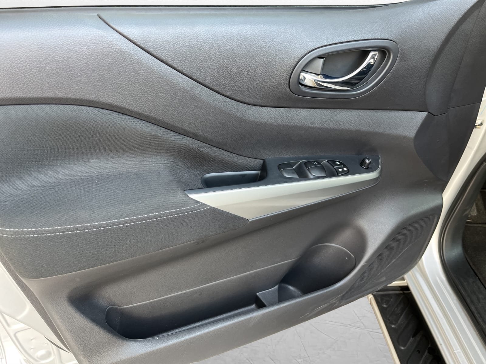 2023 Nissan FRONTIER 4P LE L42.5 AUT