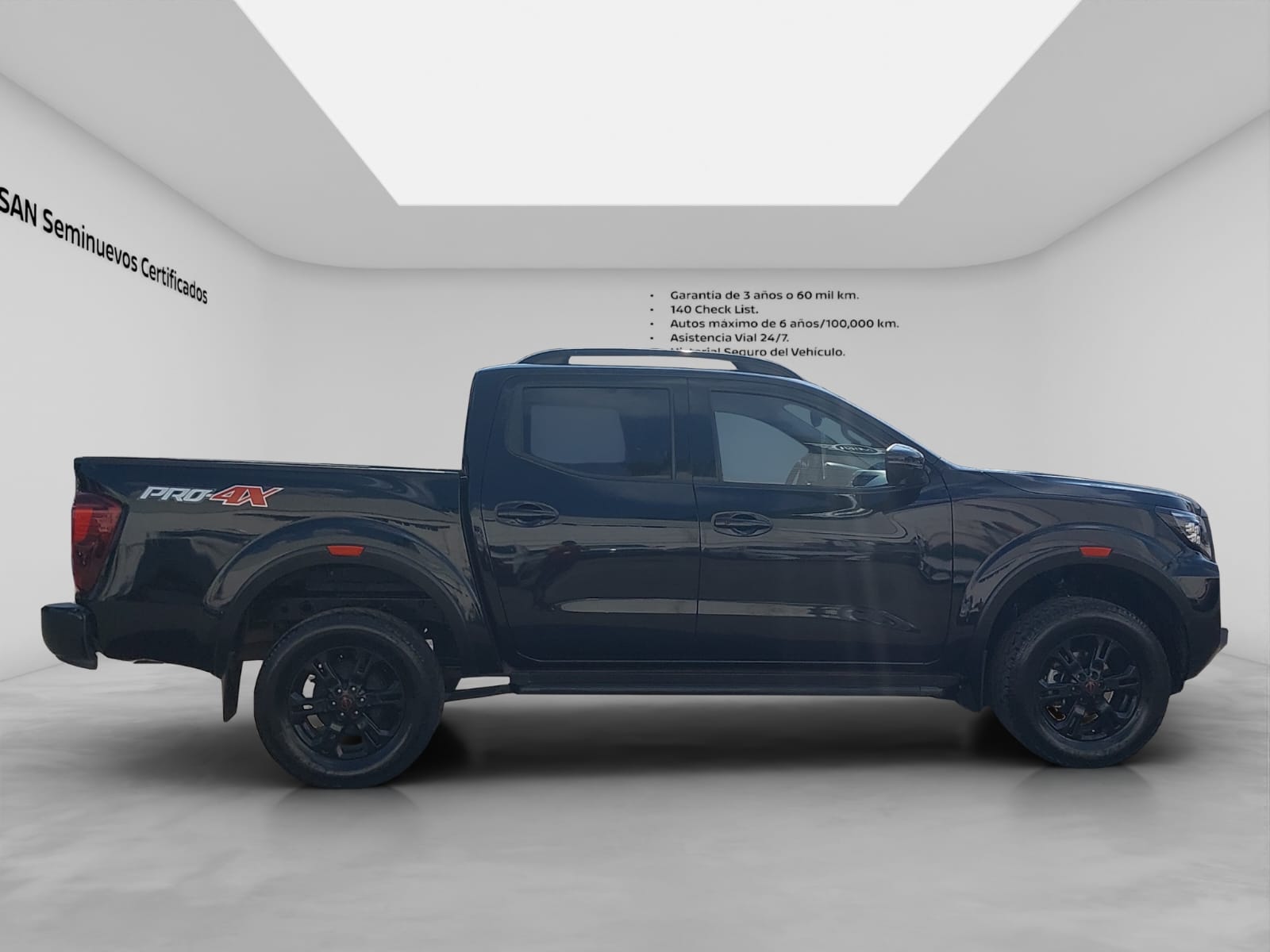 2023 Nissan FRONTIER 4P PRO-4X L42.5 AUT 4X4